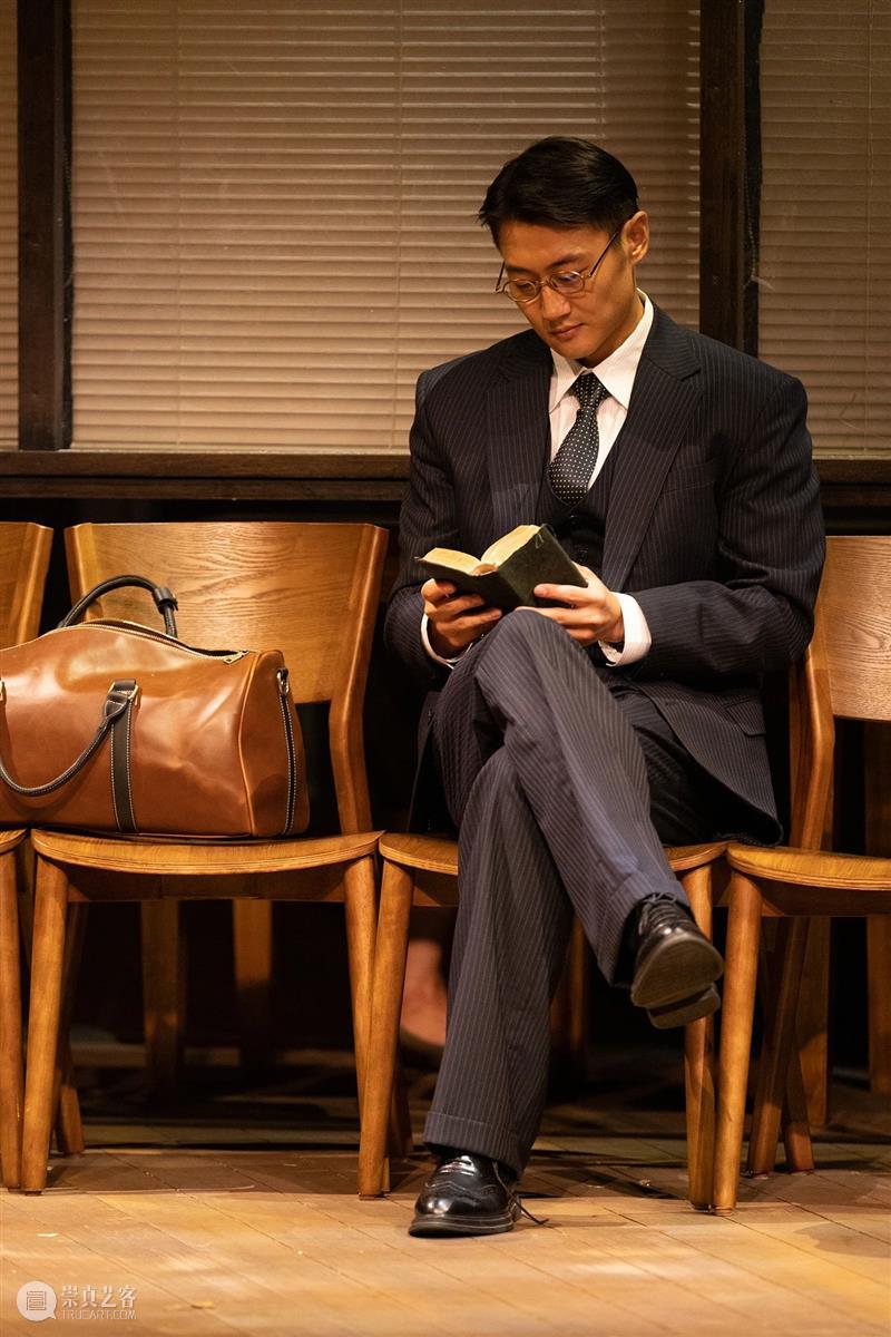 《推销员之死》导演林奕专访 上海话剧艺术中心 推销员之死 导演 林奕 新闻 记者 潘妤阿瑟·米勒 战后 美国 剧作 剧本 崇真艺客